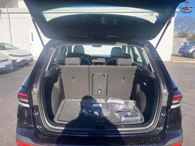 new 2026 Volkswagen Taos car