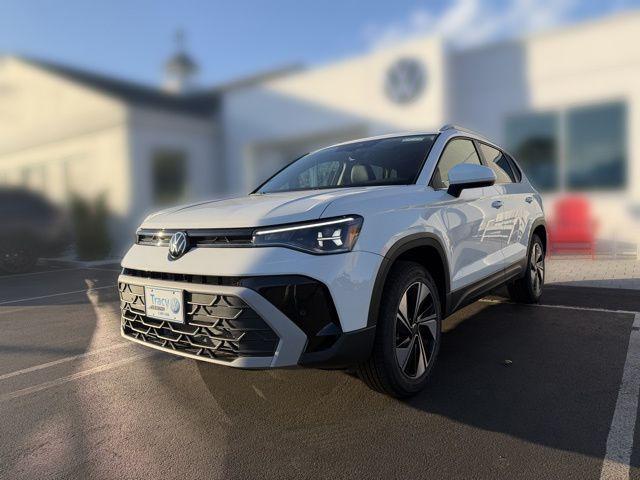 new 2026 Volkswagen Taos car, priced at $31,411