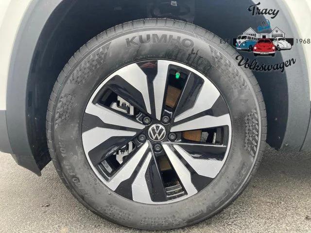 new 2026 Volkswagen Atlas car, priced at $42,000