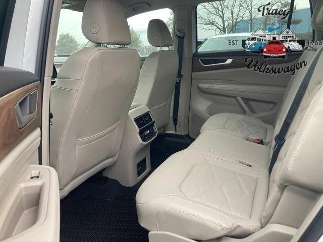 new 2026 Volkswagen Atlas car, priced at $42,000