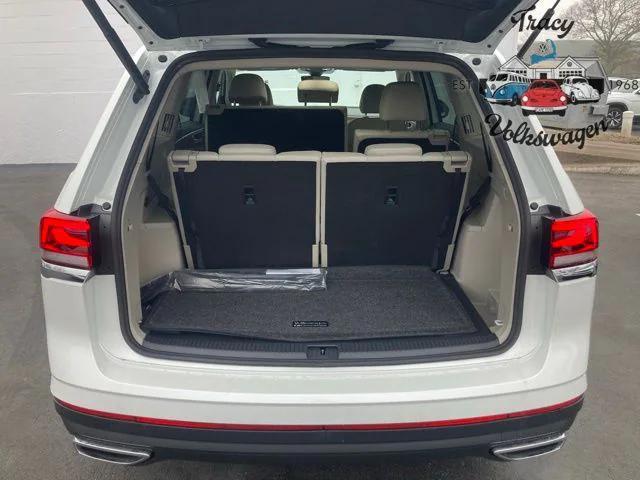 new 2026 Volkswagen Atlas car, priced at $42,000