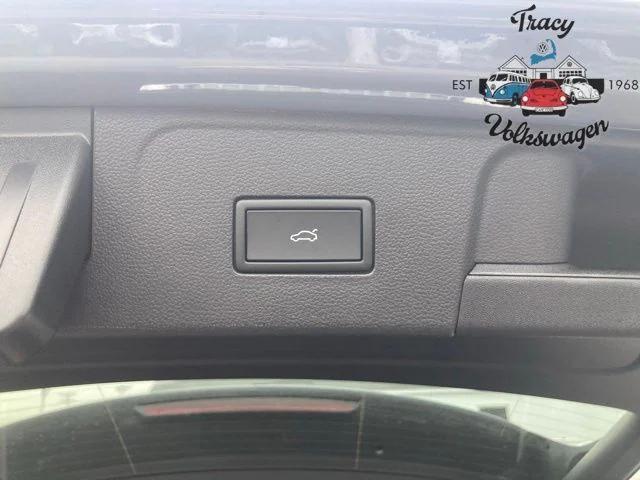 new 2026 Volkswagen Atlas car, priced at $51,800