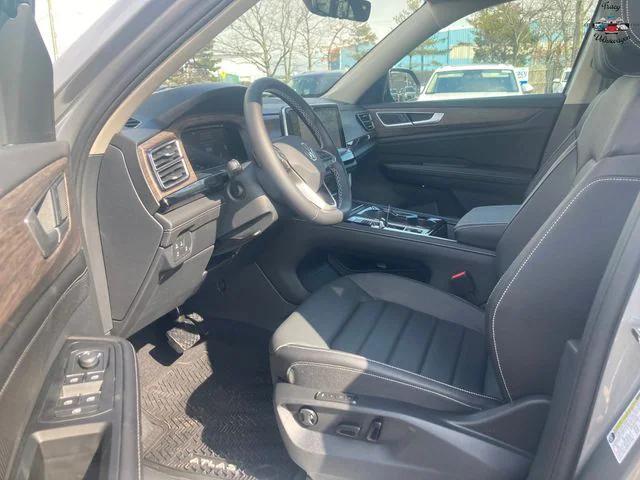 new 2026 Volkswagen Atlas car, priced at $51,933