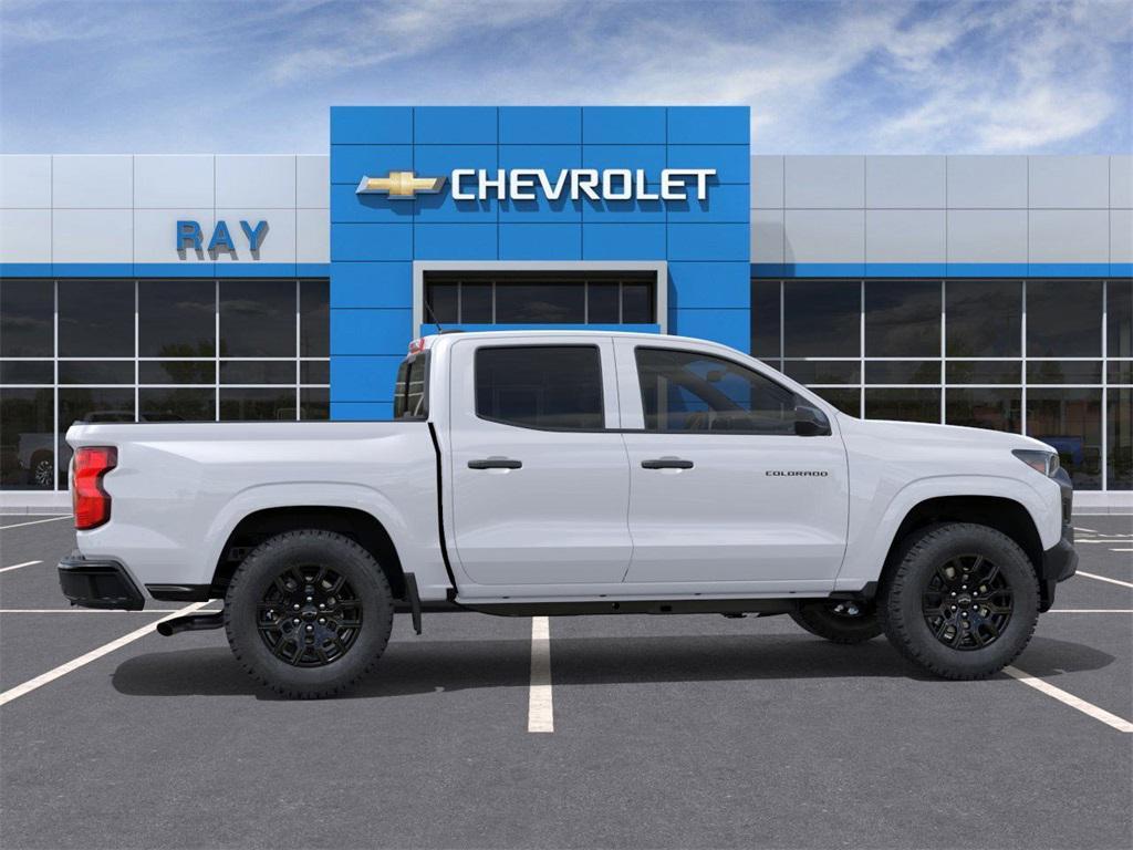 new 2026 Chevrolet Colorado car, priced at $32,990