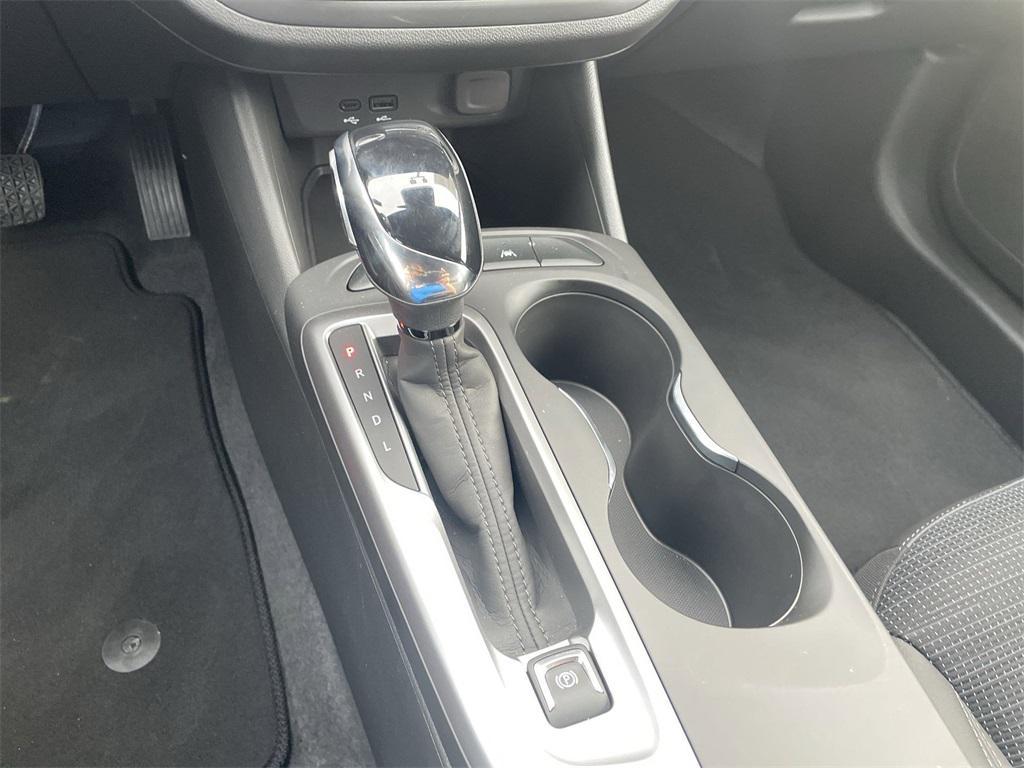 used 2026 Buick Envista car, priced at $24,990