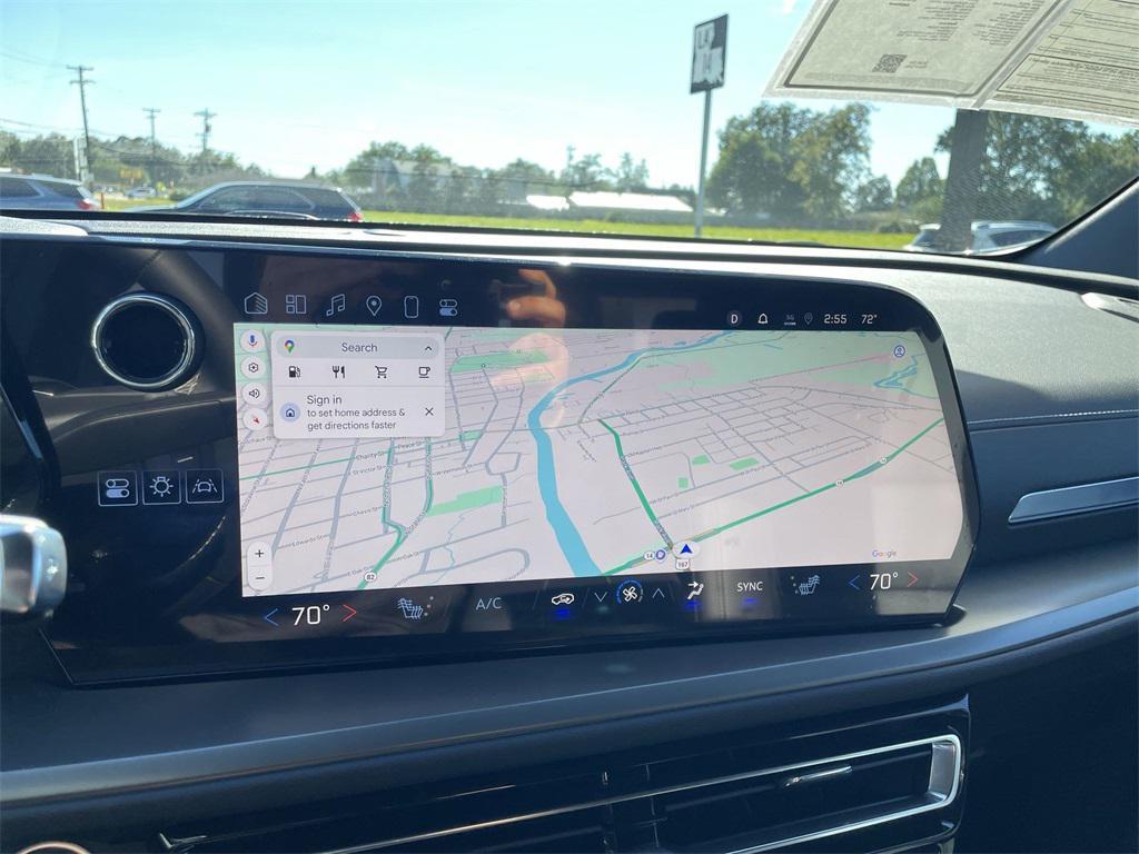 used 2025 Chevrolet Traverse car, priced at $41,850