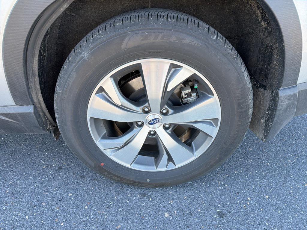 used 2025 Subaru Ascent car, priced at $37,496