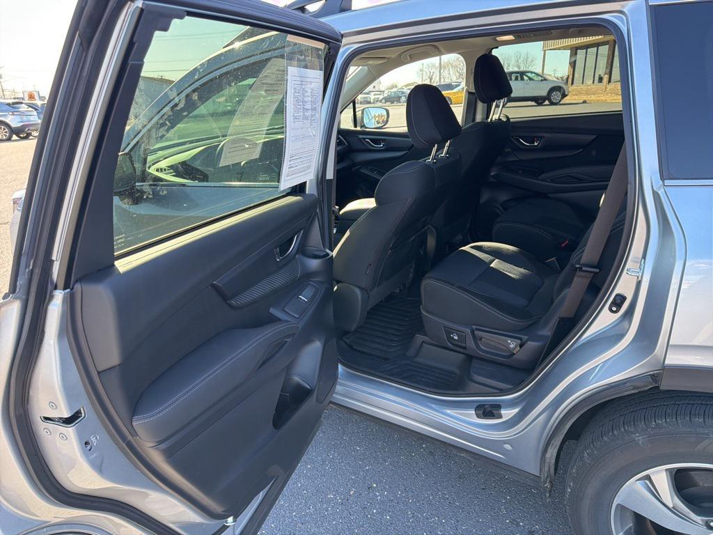 used 2025 Subaru Ascent car, priced at $37,496