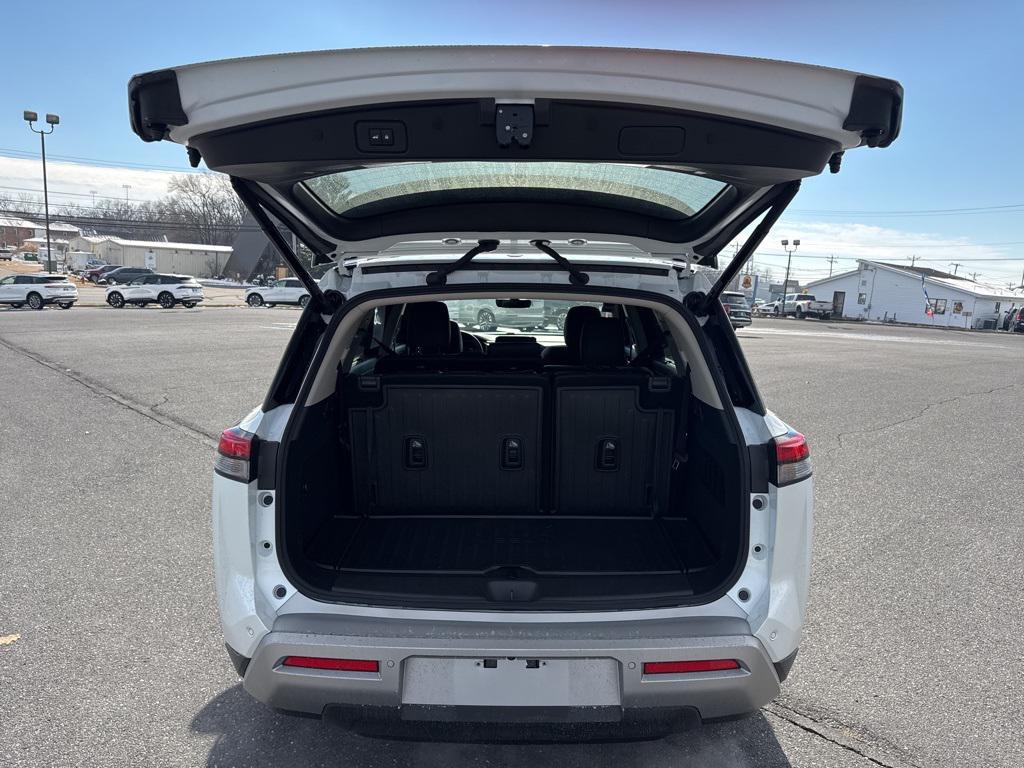 used 2025 Nissan Pathfinder car, priced at $38,887