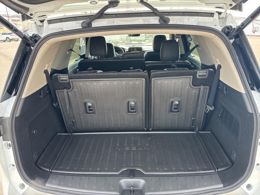 used 2025 Nissan Pathfinder car, priced at $38,887