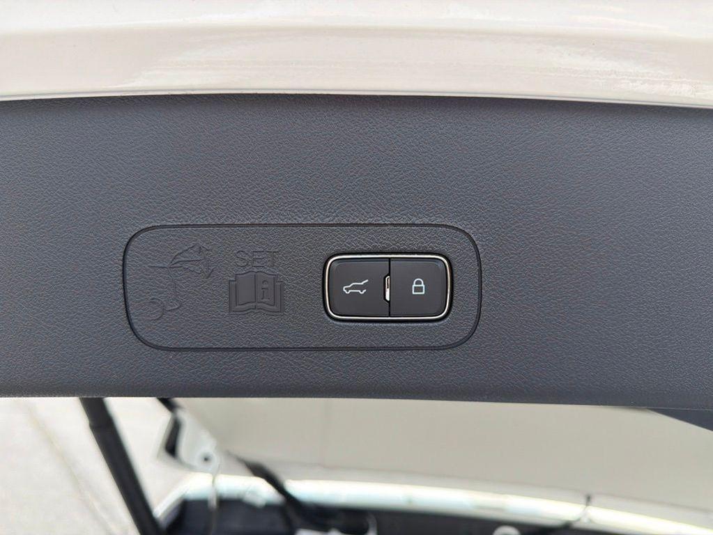 new 2026 Lincoln Aviator car, priced at $65,555