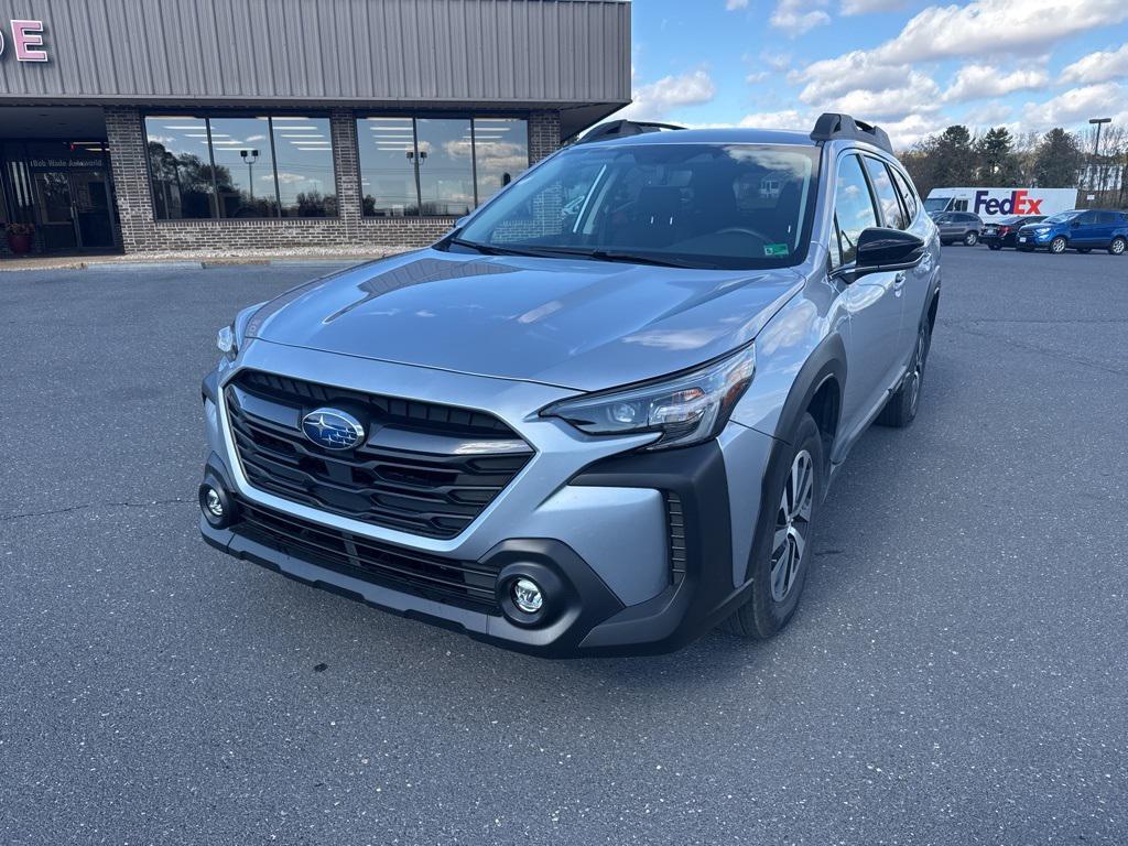 used 2025 Subaru Outback car, priced at $29,996