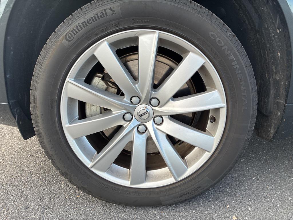 used 2017 Volvo XC90 car, priced at $18,996