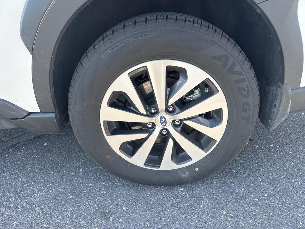 used 2025 Subaru Outback car, priced at $30,996