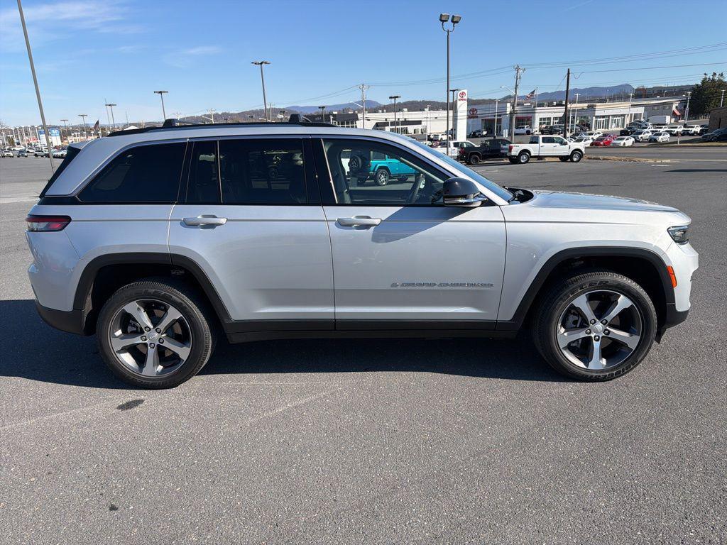 used 2022 Jeep Grand Cherokee 4xe car, priced at $26,496