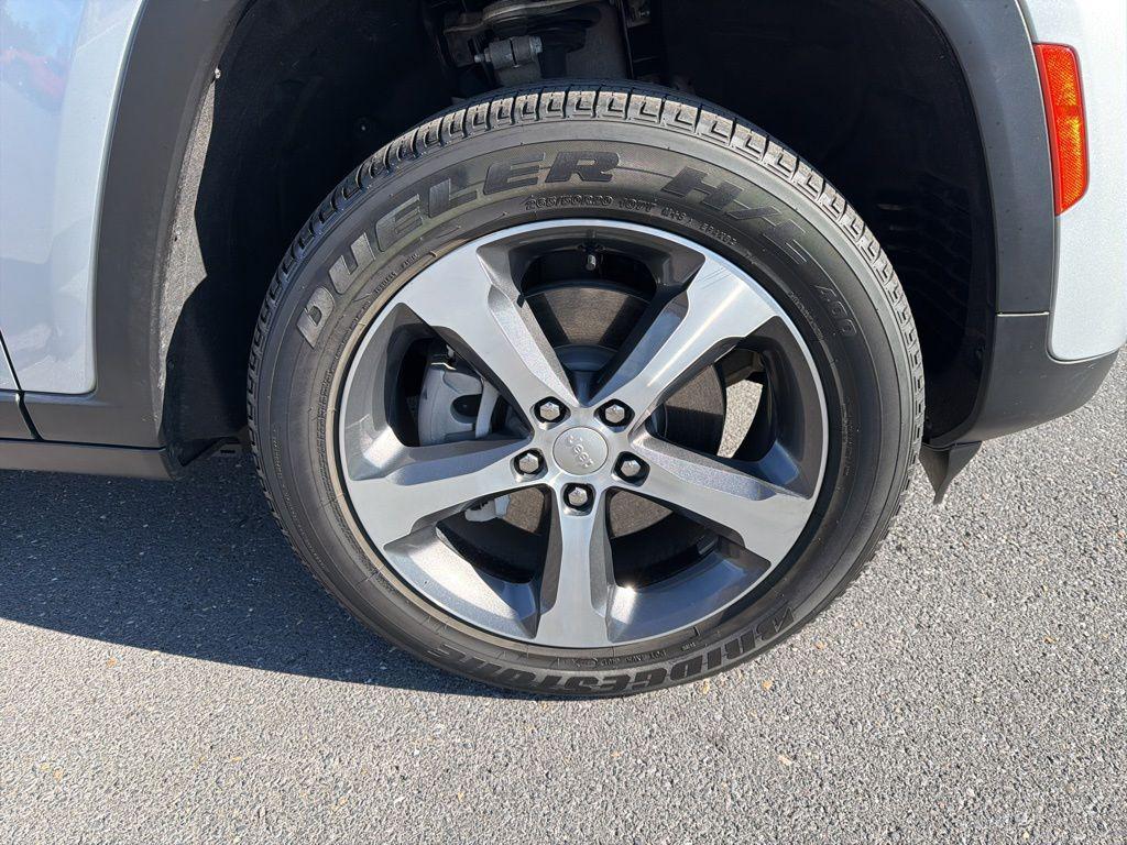 used 2022 Jeep Grand Cherokee 4xe car, priced at $26,496