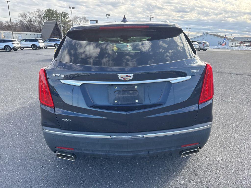 used 2017 Cadillac XT5 car, priced at $18,900