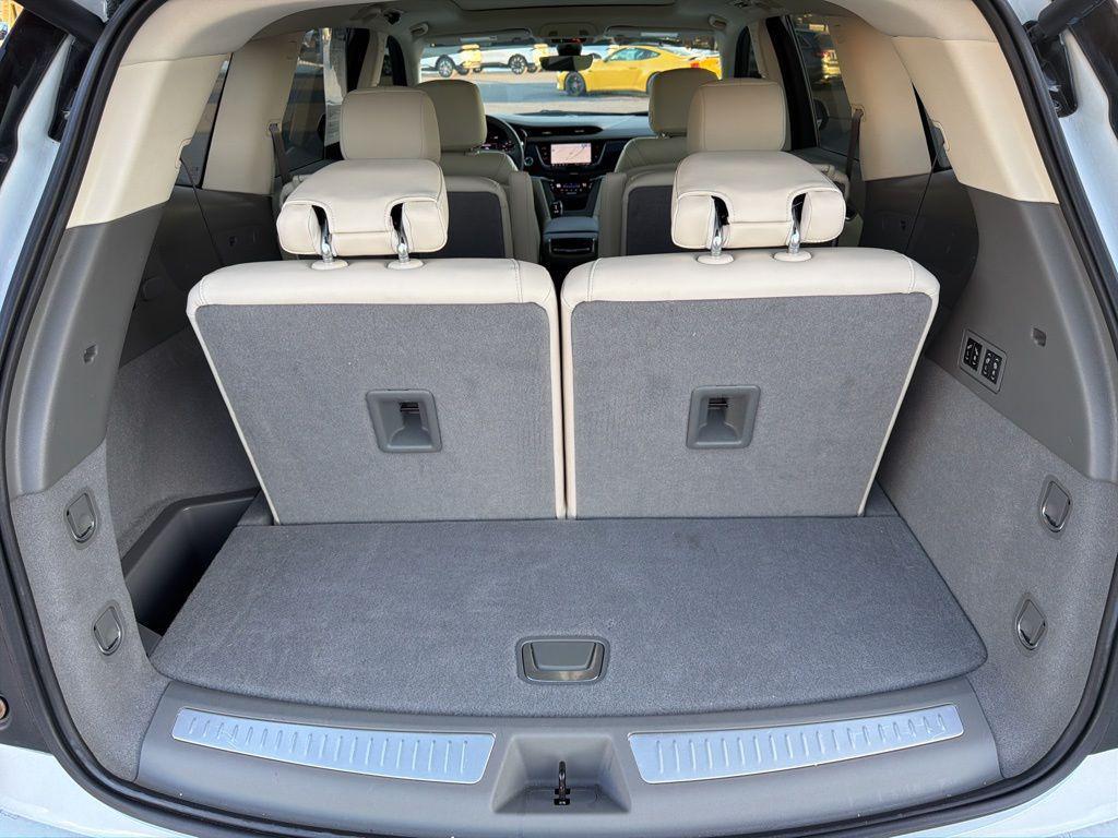 used 2024 Cadillac XT6 car, priced at $45,496