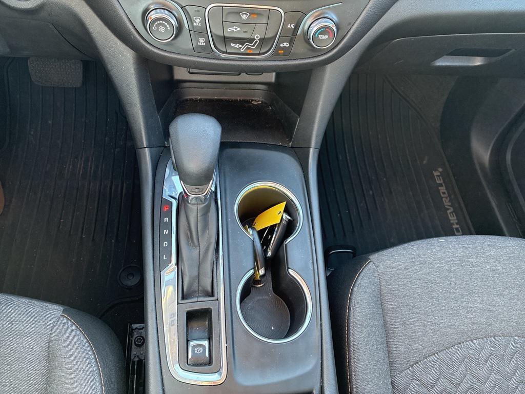 used 2022 Chevrolet Equinox car, priced at $19,398