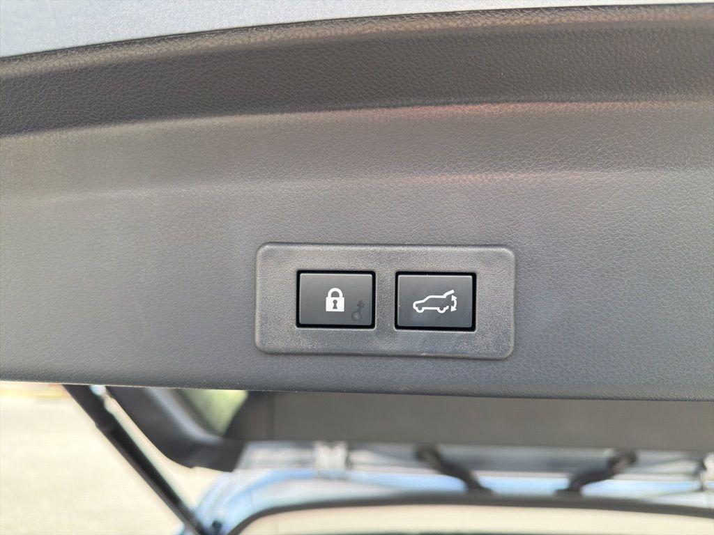 used 2025 Subaru Ascent car, priced at $36,496