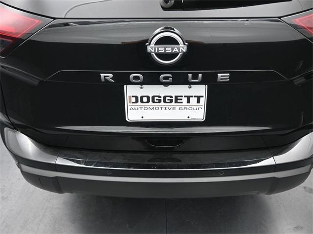 used 2025 Nissan Rogue car, priced at $21,595
