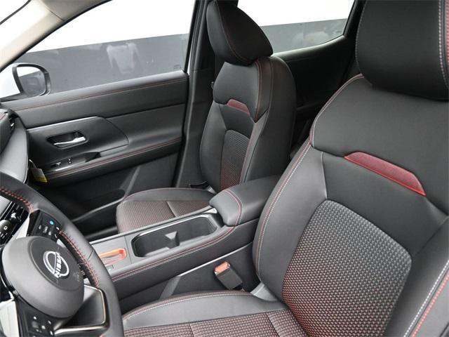 new 2025 Nissan Kicks car, priced at $26,556