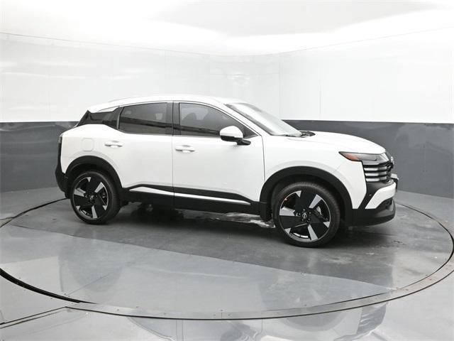new 2025 Nissan Kicks car, priced at $26,556
