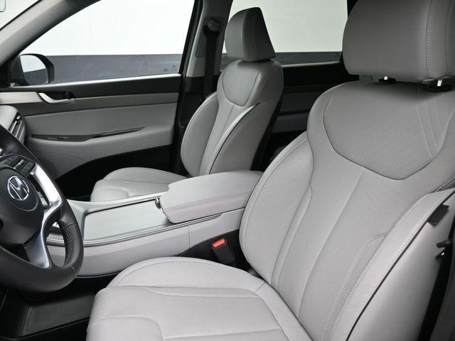 used 2025 Hyundai Palisade car, priced at $33,995