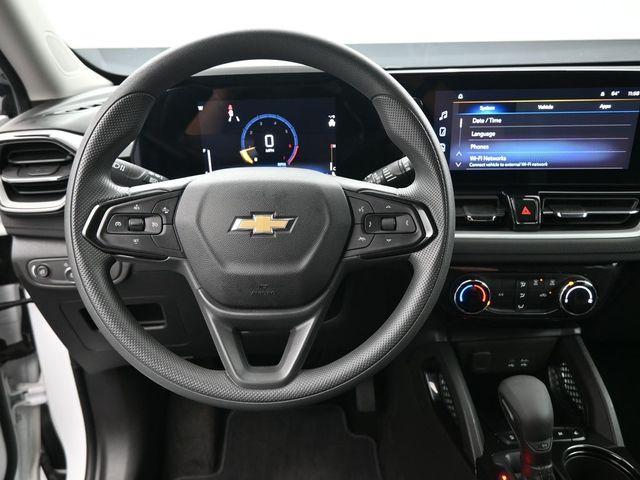 used 2025 Chevrolet TrailBlazer car, priced at $22,995