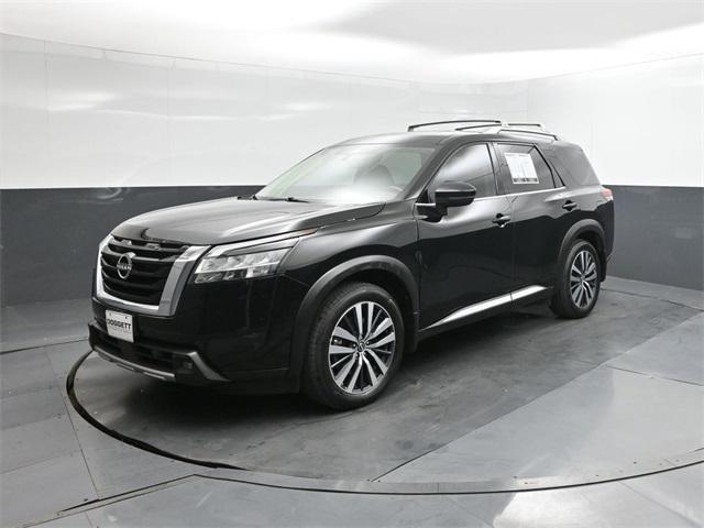 used 2022 Nissan Pathfinder car, priced at $21,995