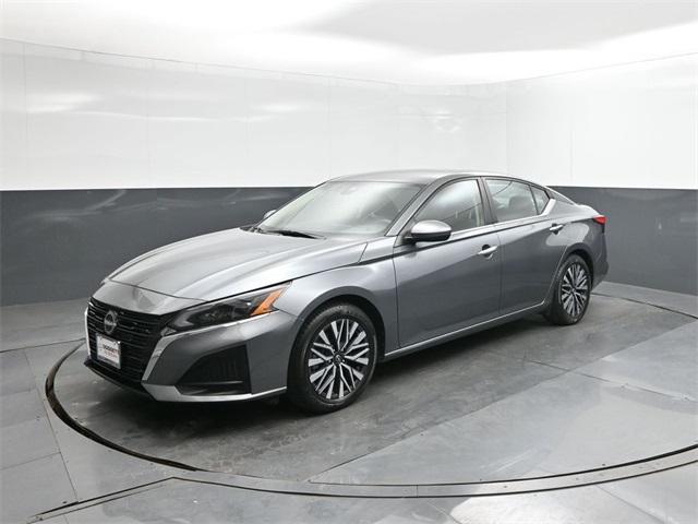 used 2023 Nissan Altima car, priced at $18,997