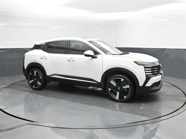 new 2025 Nissan Kicks car, priced at $28,588