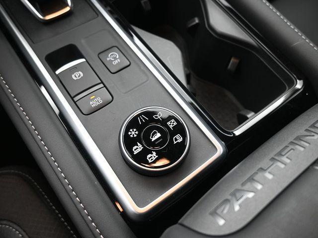 new 2026 Nissan Pathfinder car, priced at $41,499