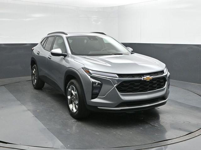 used 2025 Chevrolet Trax car, priced at $21,895