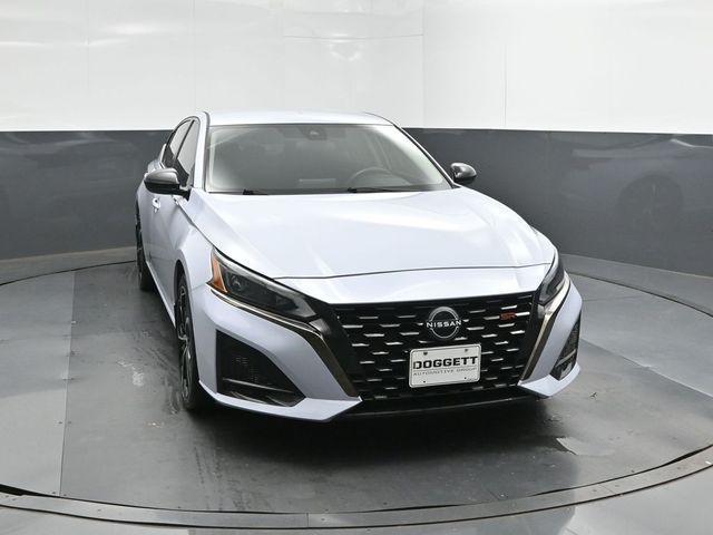 used 2023 Nissan Altima car, priced at $22,695