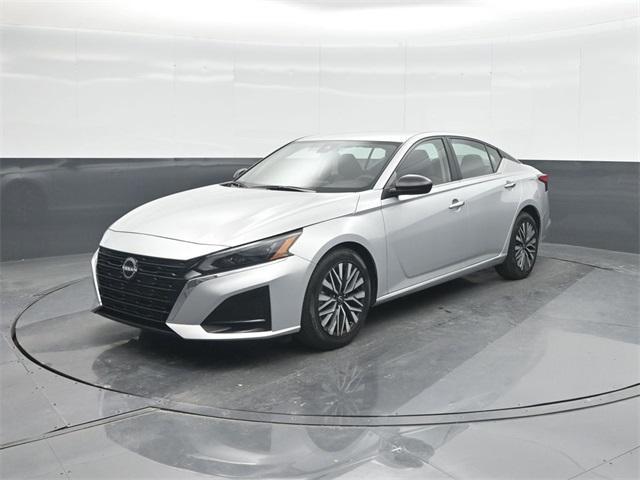 used 2024 Nissan Altima car