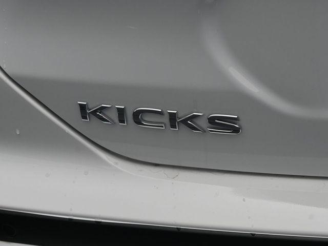 new 2025 Nissan Kicks Play car, priced at $21,898