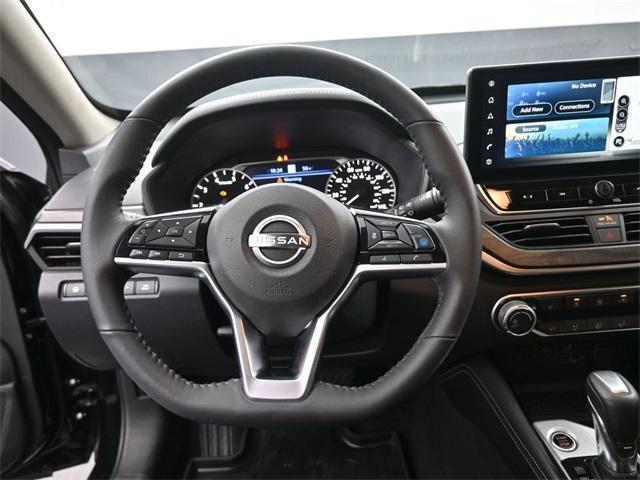 used 2023 Nissan Altima car, priced at $17,997