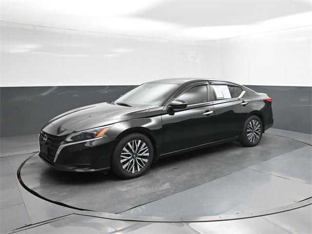 used 2023 Nissan Altima car, priced at $17,997