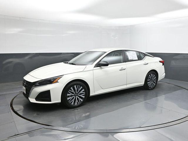 used 2025 Nissan Altima car, priced at $21,497