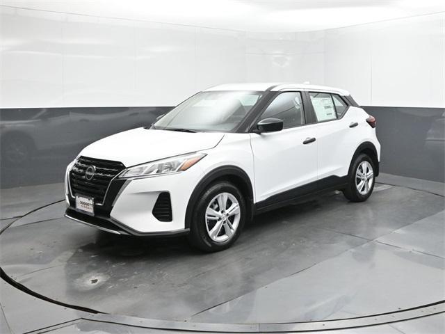 new 2025 Nissan Kicks Play car, priced at $20,595