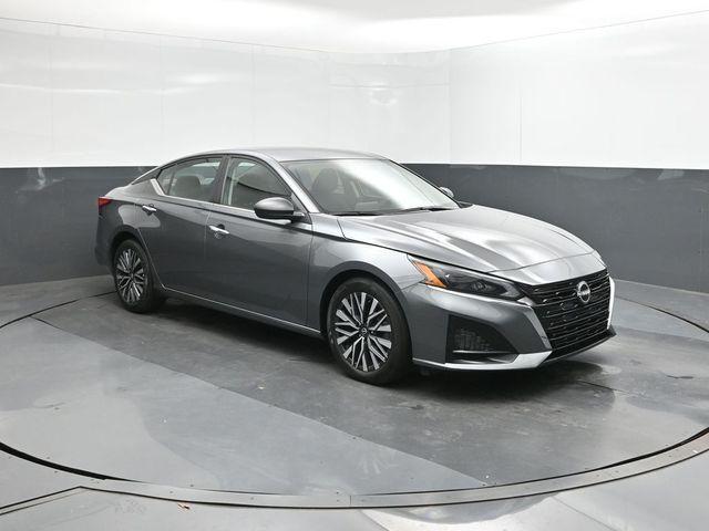 used 2025 Nissan Altima car, priced at $21,495