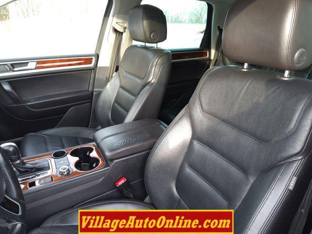 used 2014 Volkswagen Touareg car, priced at $10,990