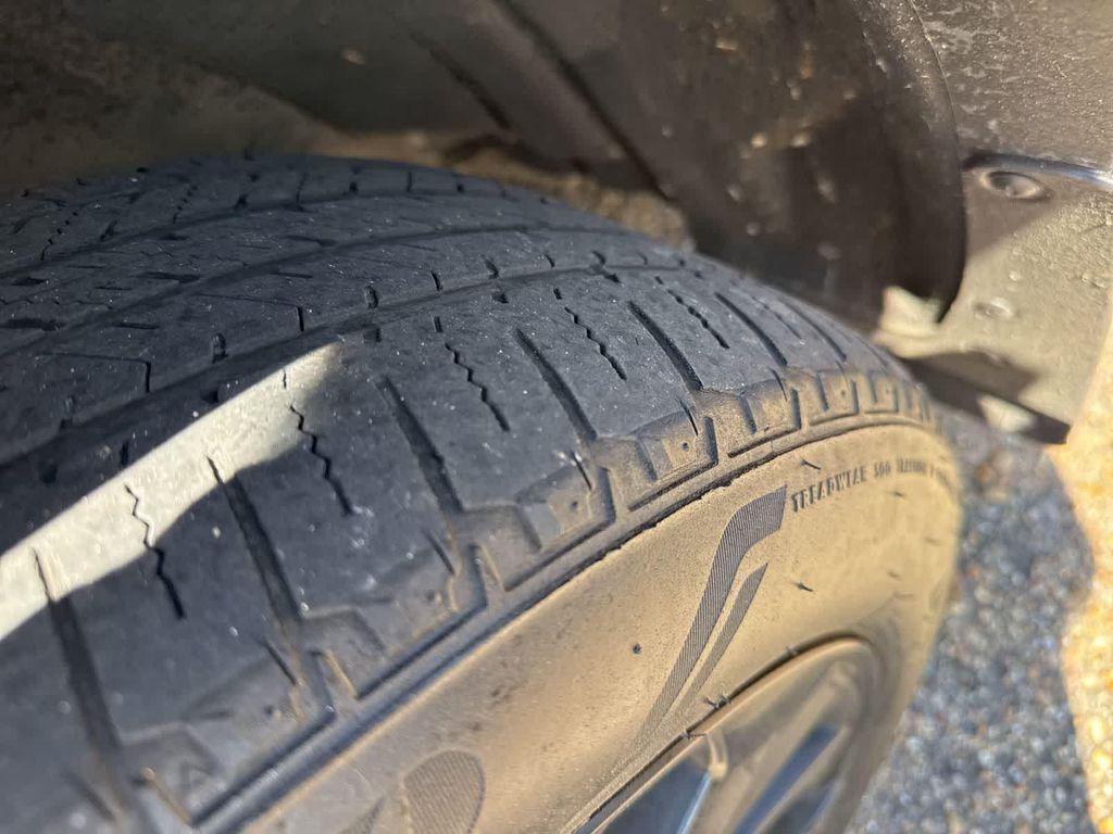 used 2024 Toyota Highlander car