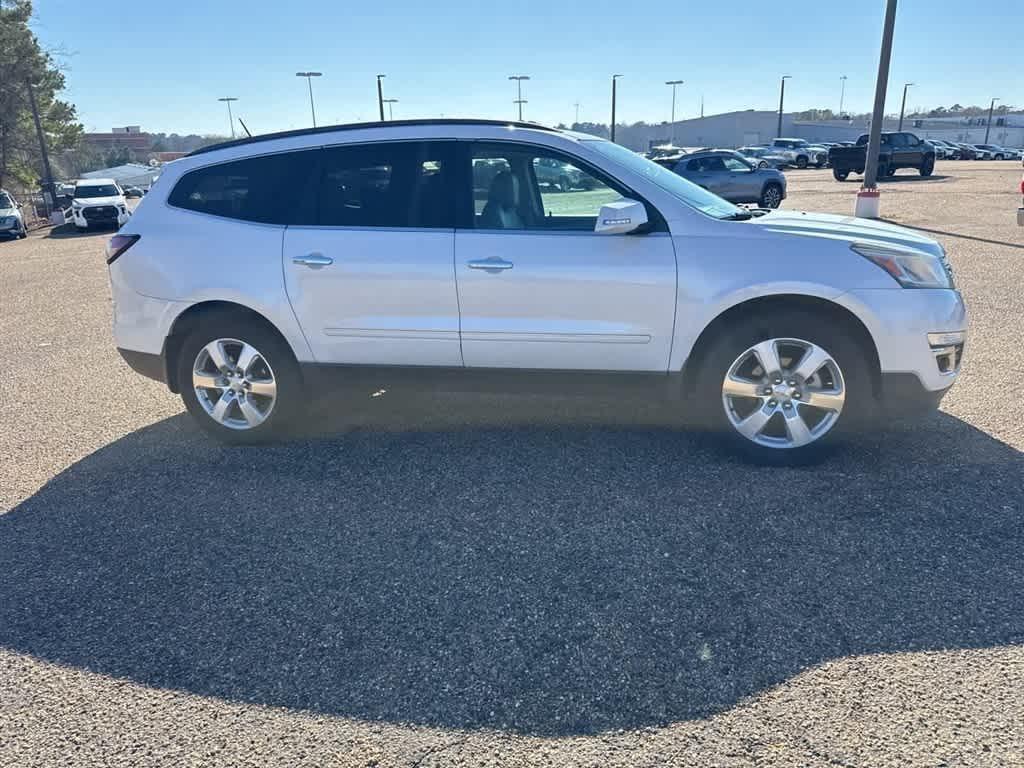 used 2016 Chevrolet Traverse car