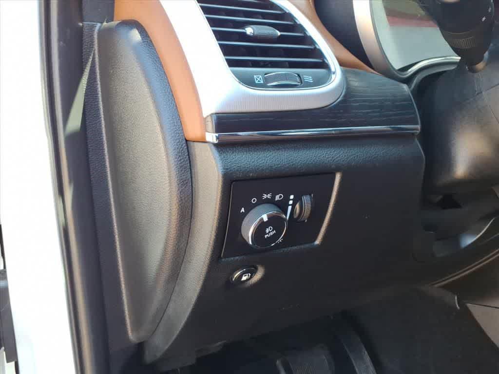 used 2021 Jeep Grand Cherokee car, priced at $29,867