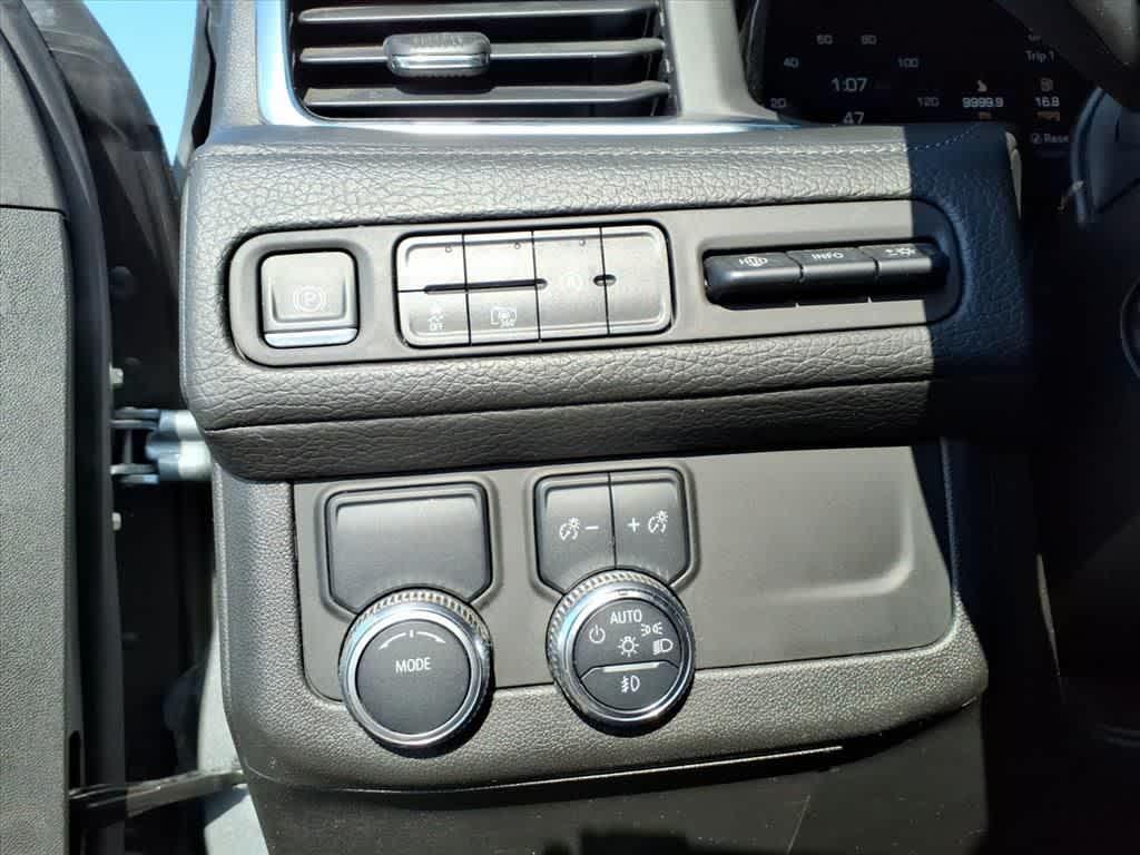 used 2023 GMC Yukon car, priced at $54,495