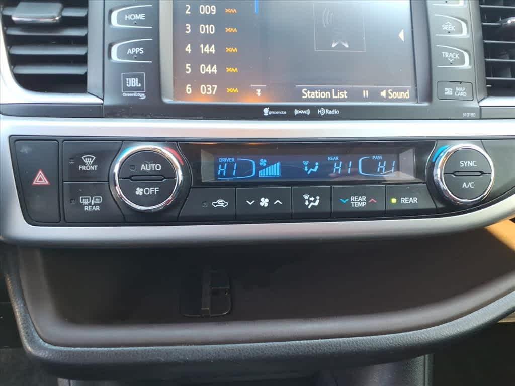 used 2018 Toyota Highlander Hybrid car, priced at $23,998