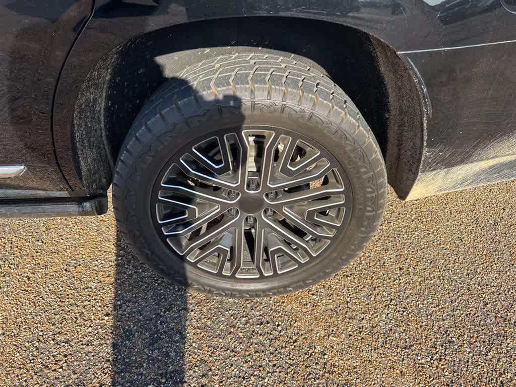 used 2022 GMC Yukon car, priced at $51,539