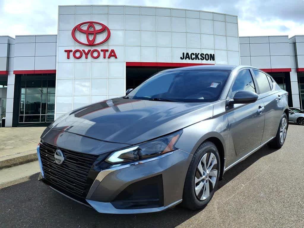 used 2023 Nissan Altima car, priced at $18,638